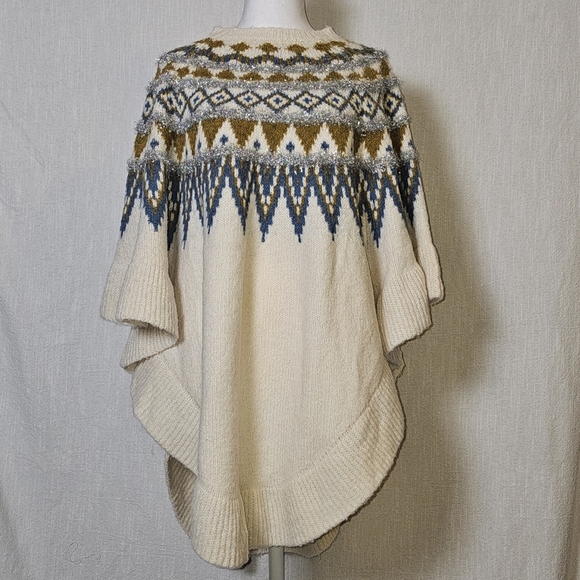 Do Everything In Love Womens Sweater Poncho Aztec Tinsel Infused One Size - Picture 1 of 11